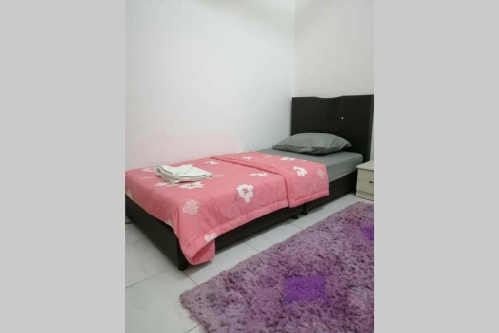 Orked Aeridina Homestay Puchong Esterno foto